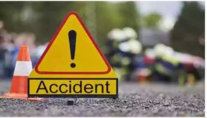 According to preliminary reports, the victims were travelling from Delhi to Kanpur in a bus when the accident took place. The incident occurred at around 2:45