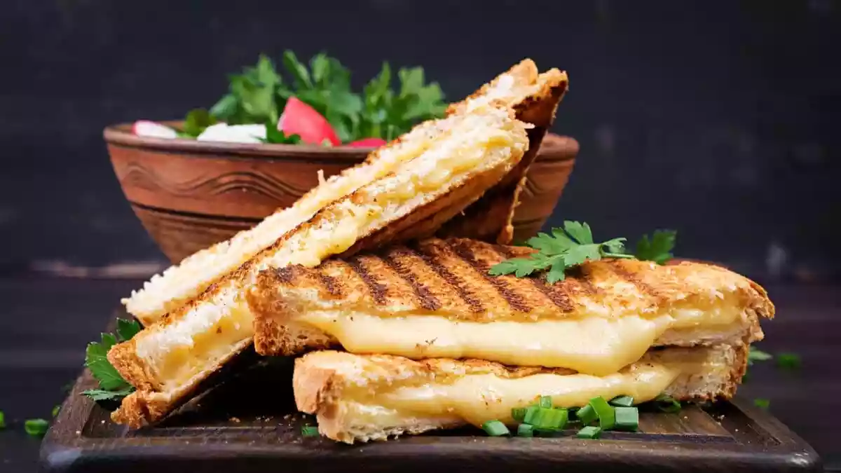 Mornings can be hectic, and preparing a wholesome breakfast often feels like a challenge. However, a loaf of bread can save you on busy days. Versatile