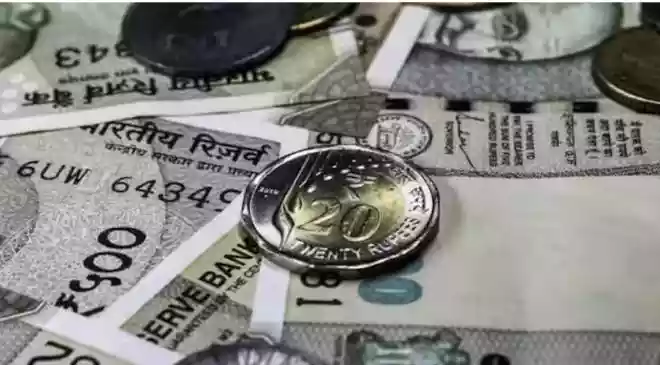 The fitment factor is expected to play a key role in salary revisions under the 8th Pay Commission. While no official multiplier has been announced