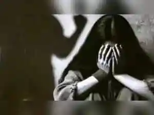 A 16-year-old Dalit student was allegedly raped by five unidentified men in Krishnanagar on Saturday. The incident occurred when the girl and her acquaintance stopped in a mango orchard. Police have formed teams to identify and arrest the accused, who are believed to be locals.A 16-year-old Dalit student was allegedly raped by five unidentified men in Krishnanagar on Saturday. The incident occurred when the girl and her acquaintance stopped in a mango orchard. Police have formed teams to identify and arrest the accused, who are believed to be locals.A 16-year-old Class 11 student was allegedly raped by five unidentified men here on Saturday, a police officer said.<br><br>Vikash Kumar Pandey, Assistant Commissioner of Police, Krishnanagar, told PTI that the Dalit girl had left home around 12 pm to visit her relative and was travelling on a motorcycle with an acquaintance.<br><br>