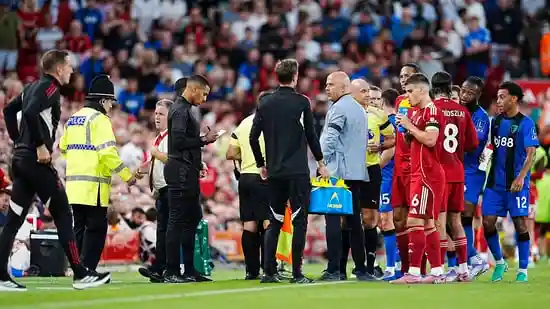 A fan was identified and removed from Anfield on Friday for racially abusing Antoine Semenyo during Bournemouth's 2-4 defeat to Liverpool in the Premier League 2025-26 season opener. The Bournemouth attacker dealt with the incident in the first half. The match was paused by referee Anthony Taylor in the 29th minute after Semenyo reported that he faced racial abuse from a fan in the stands.