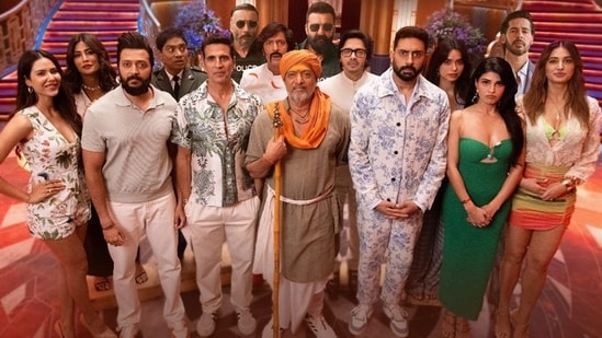 A film so nice, you might just end up watching it twice! We love a good spread of options when it comes to our weekend plans. And the makers of Housefull 5 have found just the perfect way to capitalise on it. In a fun first, Housefull 5, which released in theatres earlier today, the makers have presented the audience with the option to chose their own ending. No literally!