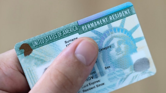 A green card holder in the US is seeking advice on traveling after having a class C misdemeanor for indecent exposure and other traffic tickets, infuriating Netizens. Commenters expressed their shock at the fact that the person was granted a green card despite committing such crimes.