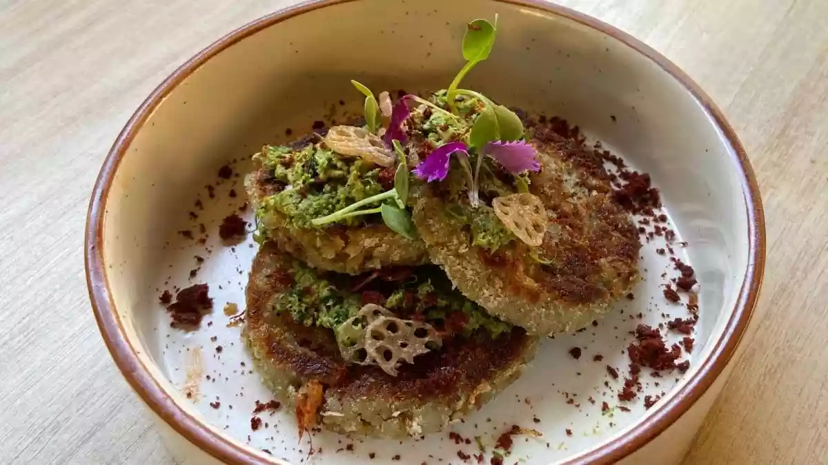 If you are looking for a weekend recipe that packs a flavourful punch but doesn't need you to spend hours in the kitchen, yet will impress family