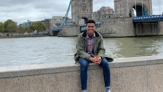 A London-based content creator says that Mumbai feels safer than the UK capital when it comes to phone snatchings. Onat Siahaan shared a video that playfully illustrates the difference between Mumbai and London when it comes to using phones in public spaces.