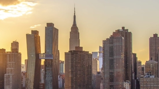 A mysterious ‘hot blob' is moving towards New York City, leaving scientists puzzled. UK scientists have found a massive ‘blob' of rock under the Appalachian mountains, and it is headed towards the Big Apple, a study published in the journal Geology claimed.