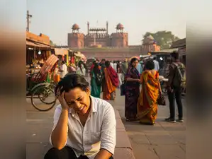 A recent study reveals headaches significantly impact daily life in Delhi-NCR. Approximately 26% of adults need professional help for headaches. Chronic headaches, often linked to medication overuse, cause the most disruption. Migraines affect 26% of adults, while tension-type headaches impact 34%. Women experience greater impact from migraines and tension headaches. Chronic headache sufferers are most willing to pay for relief.