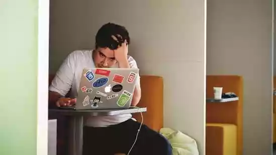 A Reddit user's farewell to Gurgaon has struck an emotional chord online after he shared a reflective note on his last day in the city. Posting under the title “last day in Gurgoan”, the user revealed he was moving to Bangkok for a new job but felt compelled to pause and acknowledge the charm of a place he had often criticised.A Reddit user's farewell to Gurgaon has struck an emotional chord online after he shared a reflective note on his last day in the city. Posting under the title “last day in Gurgoan”, the user revealed he was moving to Bangkok for a new job but felt compelled to pause and acknowledge the charm of a place he had often criticised.(Also read: ‘I hate leaving office early': Gurgaon man shares why he prefers late working hours)He wrote, “So, it's my last day in Gurgaon, moving to Bangkok for my job. I was just roaming on my bike, had an evening snack at Shri Ram Dhaba and was going back to Sector 30. Gurgaon is quite empty right now as most people are away on trips during the long weekend. Just realised this city is so beautiful today. I had always criticised Gurgaon and compared it to Delhi. But today I realised the positives — 24-hour shops, party places, the Venice ofc. Maybe you only love her when you let her go.”