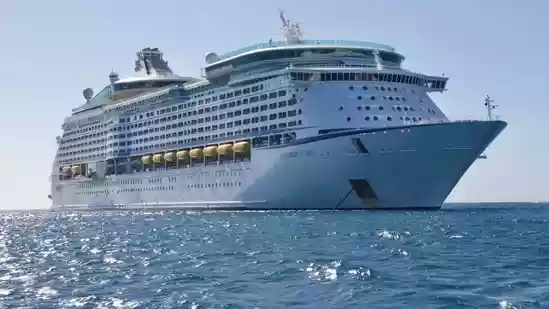 A Royal Caribbean cruise ship picked up a group of people stranded at sea on a homemade raft, according to The People report. On the evening of Sunday, Sept. 28, the Enchantment of the Seas changed course to avoid bad weather, putting it in the Caribbean Sea. While navigating around Hurricane Humberto and Tropical Storm Imelda, the ship encountered a raft carrying around 12 people. It was traveling from Tampa, Florida, to Costa Maya, Mexico.