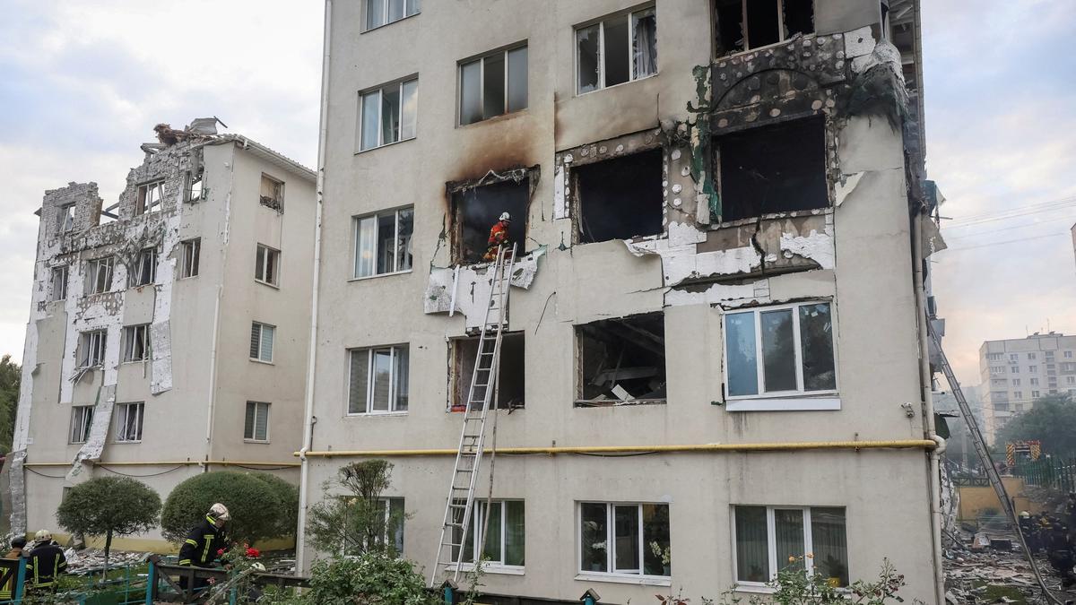 A Russian drone attack on a five-storey apartment block in the Ukrainian city of Kharkiv early on Monday (August 18, 2025) killed five people and injured more than a dozen others, Ukrainian authorities said. The attack, which took place just before dawn, reduced part of the building to rubble and sparked fires on at least three floors, the region's Governor Oleg Synegubov said on Telegram.