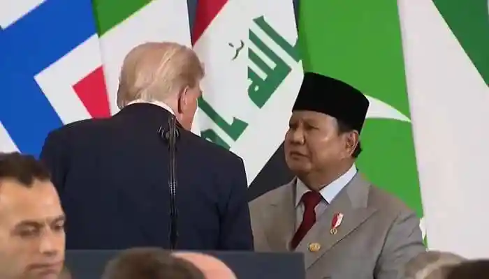 A seemingly casual conversation between Indonesian President Prabowo Subianto and US President Donald Trump caught on a live microphone during the Sharm el-Sheikh Peace Summit in Egypt has drawn attention online. US-Indonesia Ties: While the world leaders united in Egypt for Gaze peace deal, several mutual conversations stole the spotlight at the summit. A seemingly casual conversation between Indonesian President Prabowo Subianto and US President Donald Trump caught on a live microphone during the Sharm el-Sheikh Peace Summit in Egypt has drawn attention online. The summit brought together world leaders to discuss efforts toward a lasting peace in Gaza.A seemingly casual conversation between Indonesian President Prabowo Subianto and US President Donald Trump caught on a live microphone during the Sharm el-Sheikh Peace Summit in Egypt has drawn attention online.US-Indonesia Ties: While the world leaders united in Egypt for Gaze peace deal, several mutual conversations stole the spotlight at the summit. A seemingly casual conversation between Indonesian President Prabowo Subianto and US President Donald Trump caught on a live microphone during the Sharm el-Sheikh Peace Summit in Egypt has drawn attention online. The summit brought together world leaders to discuss efforts toward a lasting peace in Gaza.