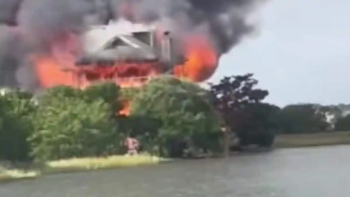 A South Carolina judge's house was gutted in fire on Sunday, injuring three people. Meanwhile, the authorities have rejected claims that the blaze was set intentionally. According to a report by The Guardian, the fire at Diane Goodstein's home on Edisto Beach in Colleton county erupted on Saturday, sending three members of her family to the hospital, including her husband, a former state senator. However, the judge was not at her residence as she was walking her dogs.A South Carolina judge's house was gutted in fire on Sunday, injuring three people. Meanwhile, the authorities have rejected claims that the blaze was set intentionally.According to a report by The Guardian, the fire at Diane Goodstein's home on Edisto Beach in Colleton county erupted on Saturday, sending three members of her family to the hospital, including her husband, a former state senator. However, the judge was not at her residence as she was walking her dogs.Following the incident, a spokesperson for the South Carolina state law enforcement division (Sled) said: “The investigation is active and ongoing. More information may be available as the investigation continues.