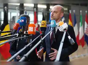 A teenage French-German cyclist, Lennart Monterlos, has been released by Iran after being taken into custody in June. He is now en route back to France. The French government expressed relief for his freedom and reiterated calls for the immediate release of two other French nationals still detained in Iran.A teenage French-German cyclist, Lennart Monterlos, has been released by Iran after being taken into custody in June. He is now en route back to France. The French government expressed relief for his freedom and reiterated calls for the immediate release of two other French nationals still detained in Iran.Iran has released a teenage French-German cyclist who disappeared in June while riding across the country, the French government said Wednesday.<br><br> 