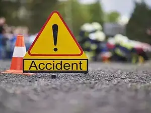 A tragic collision in Gujarat's Surendranagar district claimed the lives of seven individuals on Sunday. The incident occurred near Dedadara village around 3:30 PM when a car collided with an SUV, resulting in a devastating fire. All seven occupants of the car were burnt alive, while the three individuals in the SUV sustained minor injuries.