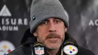 Aaron Rodgers makes raunchy remark on wife Brittani