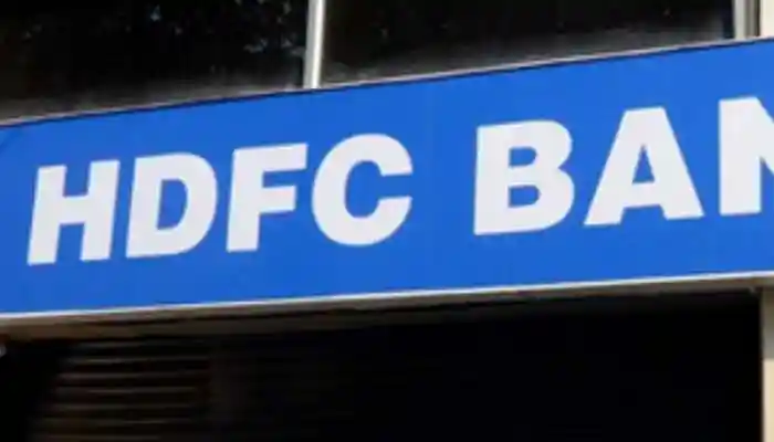 According to the notice, the DIFC branch has been prohibited from engaging in financial services for new clients, including advising on financial products, arranging deals in investments, arranging credit, and providing custody services. <strong>New Delhi</strong>: HDFC Bank has informed that its branch in Dubai International Financial Centre, namely ‘DIFC branch', has received a decision notice from the Dubai Financial Services Authority (DFSA), restricting it from onboarding or soliciting new clients.