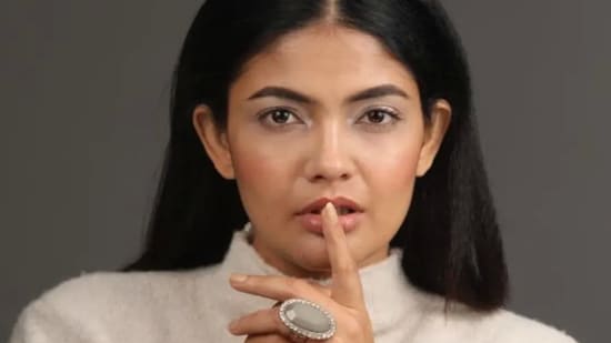 Actor Kalpika Ganesh and the management of a well-known pub in Hyderabad got into an altercation and words were exchanged. Telugu actor Kalpika Ganesh took to Instagram to share a video of an altercation she had with the management of a well-known pub, Odeum by Prism, in Hyderabad. The actor got into an argument with the staff while there to celebrate her birthday. The video shows the management and Tollywood actor in a heated exchange, but the internet blames her for asking for ‘free cake’. (Also Read: Sreeleela gets princess treatment as birthday celebrations kick off; fans think she's getting engaged)