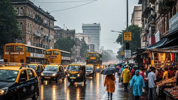 After a short break in heavy downpours, Mumbai is once again expected to receive heavy rainfall. The India Meteorological Department (IMD) has issued an alert, warning that fresh spells of rain are likely to lash the city starting Tuesday. The financial capital, which witnessed relatively calmer weather over the weekend, had seen intense rainfall for several days last week. The showers had brought large parts of the city to a standstill with waterlogging, traffic jams, and delays in local train services.