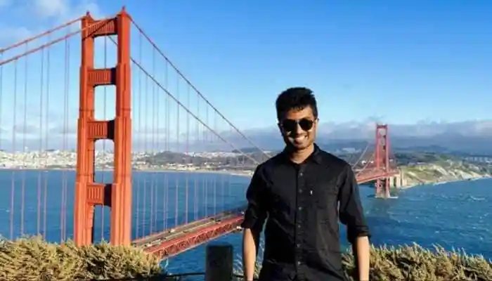 After three H-1B visa rejections, Bengaluru-born techie Tanush Sharanarthi secured the prestigious O-1 visa for his 'extraordinary ability' in AI. His journey from H-1B rejections to an 'Einstein' visa is a testament to perseverance over luck. Tanush Sharanarthi, a Bengaluru technology professional, has landed the coveted O-1 visa, a nonimmigrant visa for persons with 