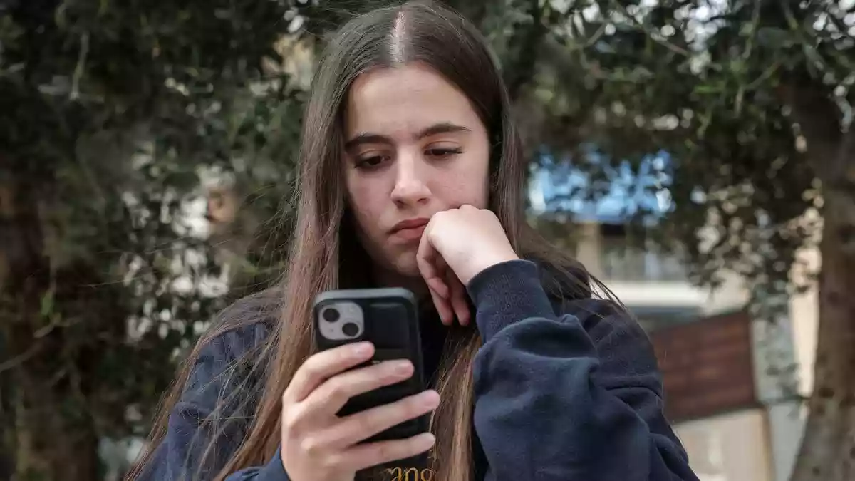 Greek mother ‌Georgia Efstathiou has tried everything to loosen the grip that social media has on ​her 14-year-old son: heart-to-heart talks; internet-free
