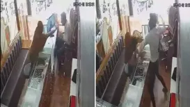 A woman in Ahmedabad who entered a jewellery shop with the intention of committing a robbery failed in her attempt and was instead met with a flurry of slaps