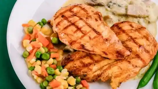 AIIMS-trained gastroenterologist shares ‘cheat sheet’ for protein consumption