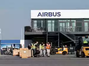 Airbus has ordered software updates for about 6,000 A320-family aircraft — more than half its global fleet — after finding that strong solar