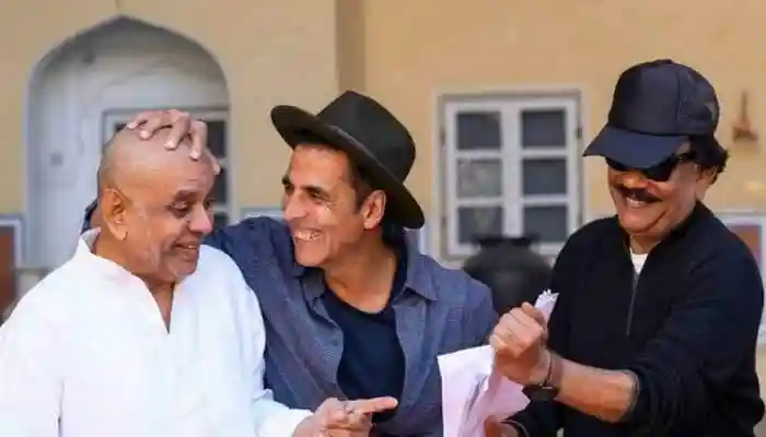 The cast and crew of the upcoming horror-comedy Bhooth Bangla celebrated director Priyadarshan's 69th birthday on January 30, 2026