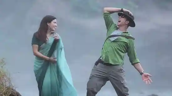 Akshay Kumar downplays romancing Wamiqa Gabbi