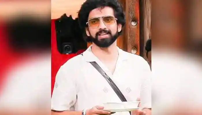 Amaal Mallik Calls Farrhana Bhatt's Mother 'B-Grade'