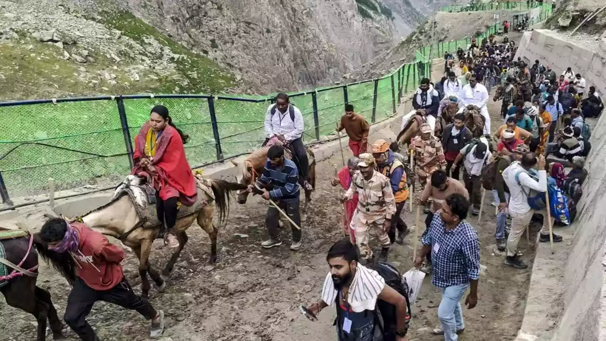 The annual Amarnath Yatra resumed from Jammu on Saturday (July 25, 2026) after remaining suspended for six days due to inclement weather