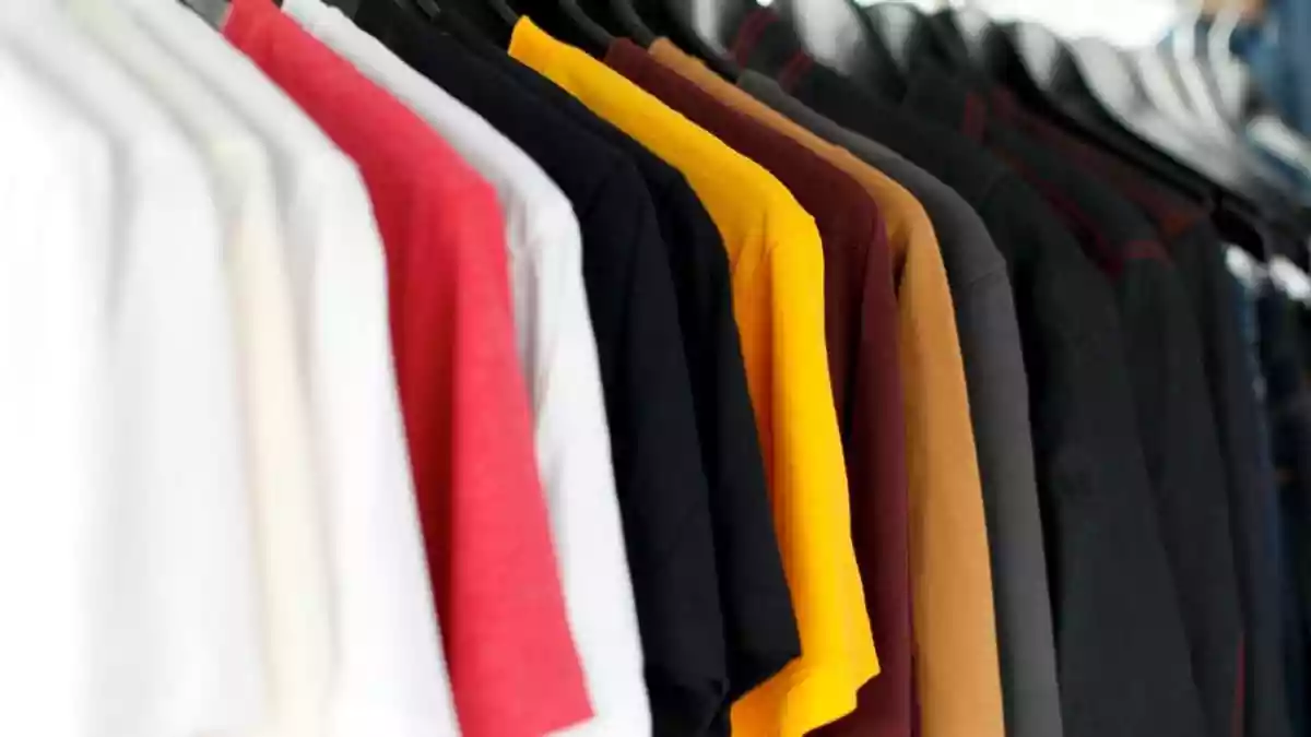 With humid weather and monsoon season approaching in many parts of India, compact dryers and portable laundry drying machines are once again seeing strong