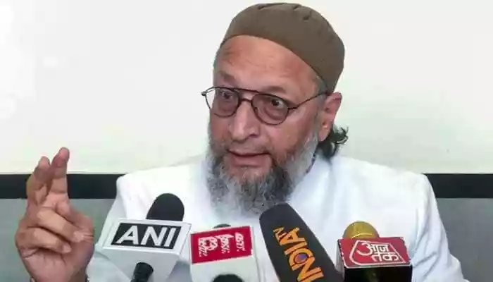 Amid rising tensions, Owaisi questions India-Pakistan cricket after Pahalgam attack, citing military action and halted trade. <strong>Pune</strong>: AIMIM chief Asaduddin Owaisi on Tuesday addressed what he would have done if he were the Prime Minister during the April 22 Pahalgam terror attack, saying he does not indulge in such “dreams.”