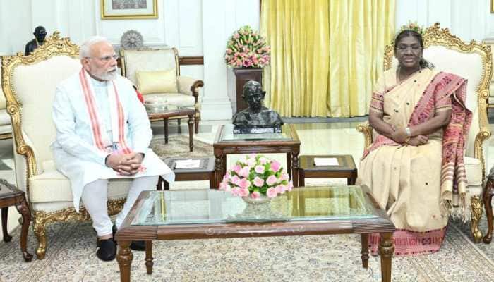 Amid the ongoing turbulence at Parliament on the dicussion over Special Intensive Revision (SIR) process in Bihar, Prime Minister Narendra Modi and Home Minister Amit Shah held a seperate meeting with President Draupadi Murmu at Rashtrapati Bhavan. Prime Minister Narendra Modi and Home Minister Amit Shah on Sunday separately called on President Droupadi Murmu at the Rashtrapati Bhavan here. The meetings came just a day before the ongoing Monsoon Session of the Parliament resumes on Monday.