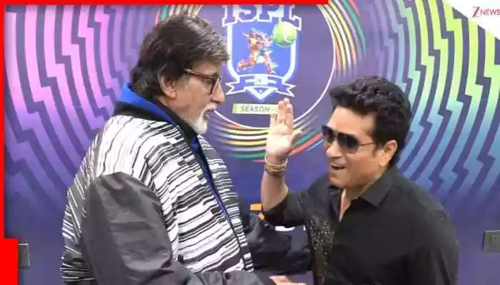 Amitabh Bachchan Plays Finger Cricket With Sachin Tendulkar