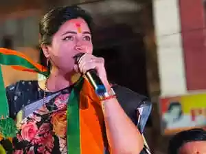 Twenty-two BJP candidates in Amravati Municipal Corporation polls have written to Maharashtra Chief Minister Devendra Fadnavis. They demand the expulsion of