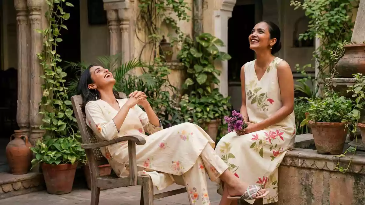 An English garden setting in apparel