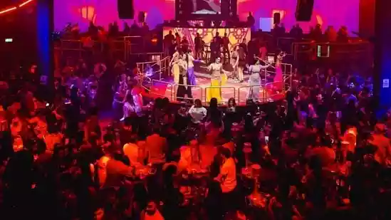 An Indian tourist was brutally assaulted by bodyguards at a popular nightclub in Pattaya after a dispute over a bill turned violent, raising serious concerns about safety in the Thai tourist hotspot. According to Lakshman Singh, President of the Indian Association of Pattaya, the victim was a well-known VIP customer at several Indian clubs in the city. He usually settled his dues the following day via bank transfer — a practice widely accepted for premium patrons, according to a report in Khaosod.