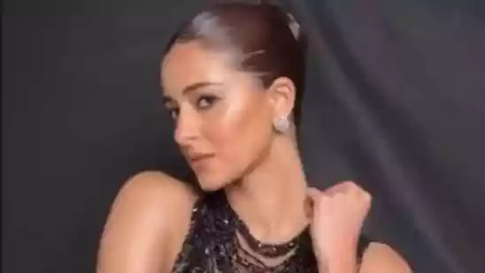 Ananya Panday's fashion game is always on point. Be it ethnic wear or a chic gown, Ananya always manages to leave an impression. Her recent ensemble was no