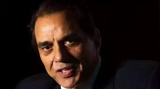 Filmmaker Anil Sharma, a longtime collaborator and close family friend of the Deols, has opened up about Dharmendra's final days, recalling that the legendary