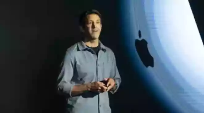 Ternus, currently Apple’s head of hardware engineering and a 25-year veteran of the company, will assume the role on 1 September, while Cook will transition
