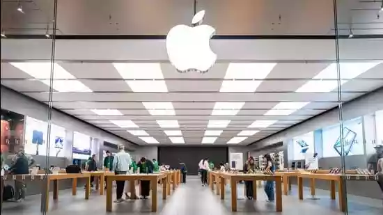 Apple reports record quarterly revenue