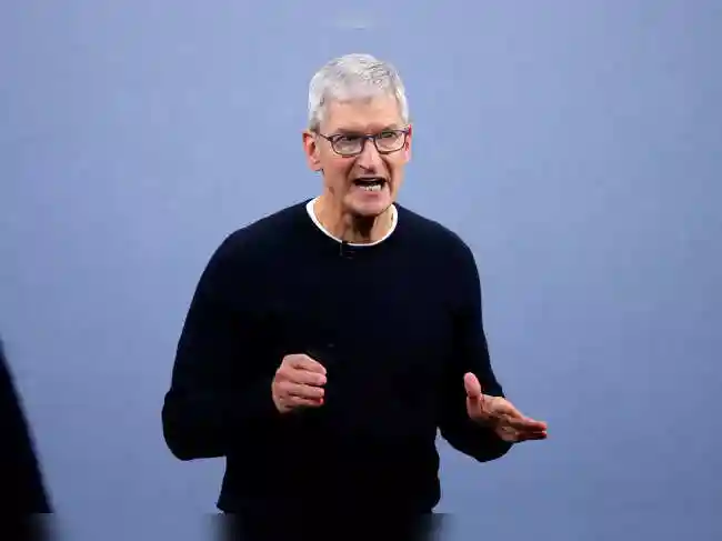Apple's Tim Cook doubles Nike stake