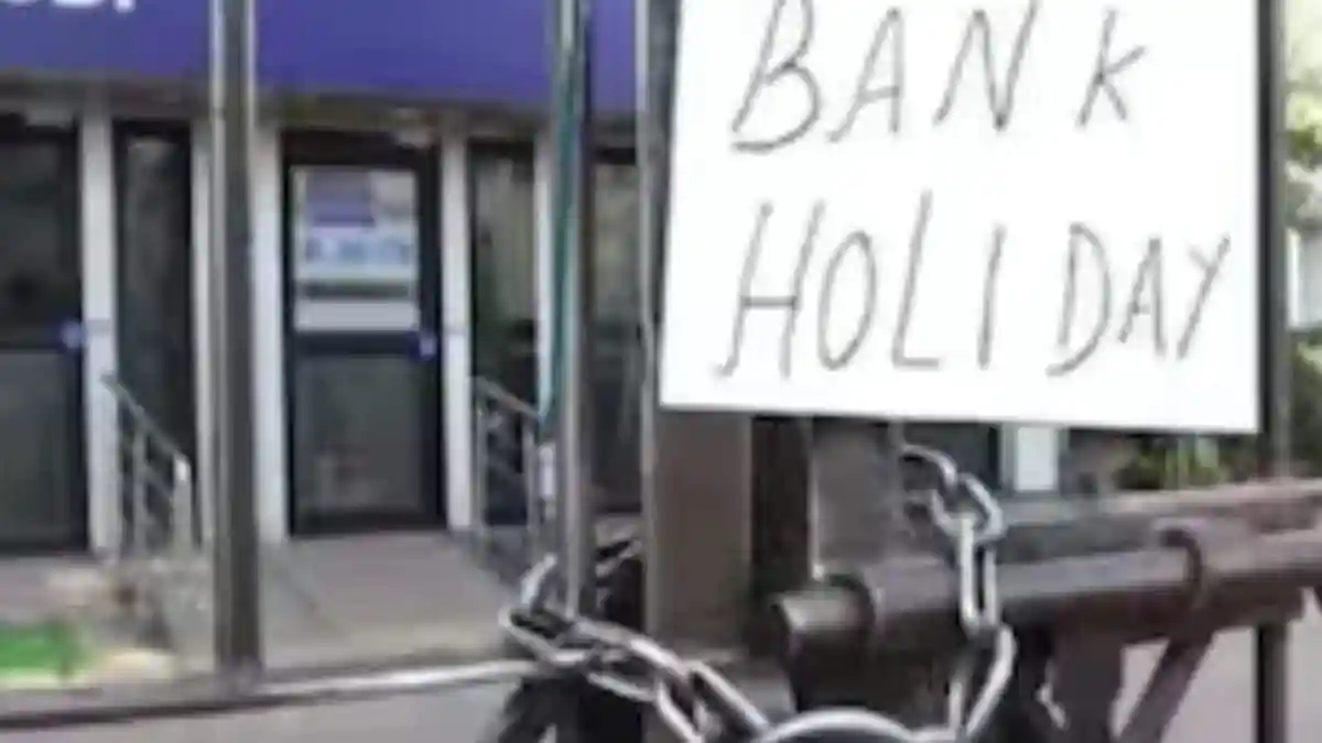 Are Banks Closed On Saturday