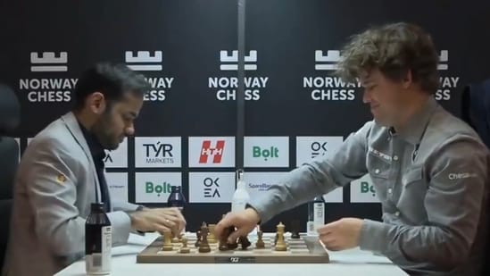 Arjun Erigaisi checkmated Magnus Carlsen to defeat, but it didn't matter and the World No. 1 reaction summed up the situation. Magnus Carlsen managed to hold Arjun Erigaisi to a draw in the final round, and it was enough as he powered his way to a seventh Norway Chess title. It wasn’t an easy tournament for the defending champion and he had to use all his experience. Before the final day, Carlsen, Fabiano Caruana and D Gukesh had the chance to win the title, but the Norwegian managed to reign supreme at the end.