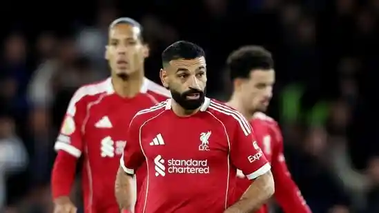 Arsenal claimed top spot in the Premier League on Saturday as they beat West Ham United 2-0 in manager Mikel Arteta's 300th game in charge before champions Liverpool suffered a stoppage-time defeat in London for the second successive weekend. Liverpool would have reclaimed the leadership going into the international break had they beaten Chelsea in the day's late game but were stunned when Brazilian teenager Estevao scored in the 95th minute to give the hosts a 2-1 victory.