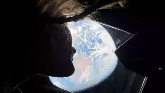 Artemis II astronauts hurtle home from moon toward splashdown