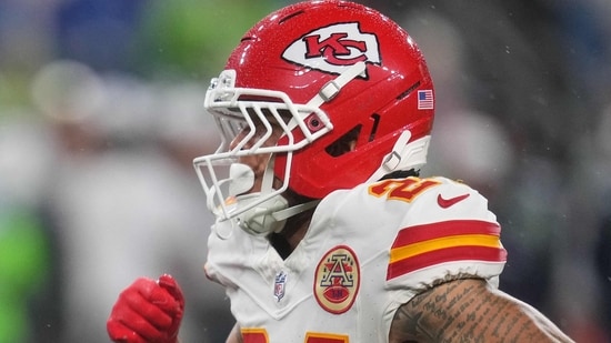 As wide receiver Skyy Moore was traded to the San Francisco 49ers on Wednesday, it didn't come as a shock to the Kansas City Chiefs fans. The now-former Chiefs wide receiver's place in the Chiefs roster was being questioned, and a potential trade was always likely.