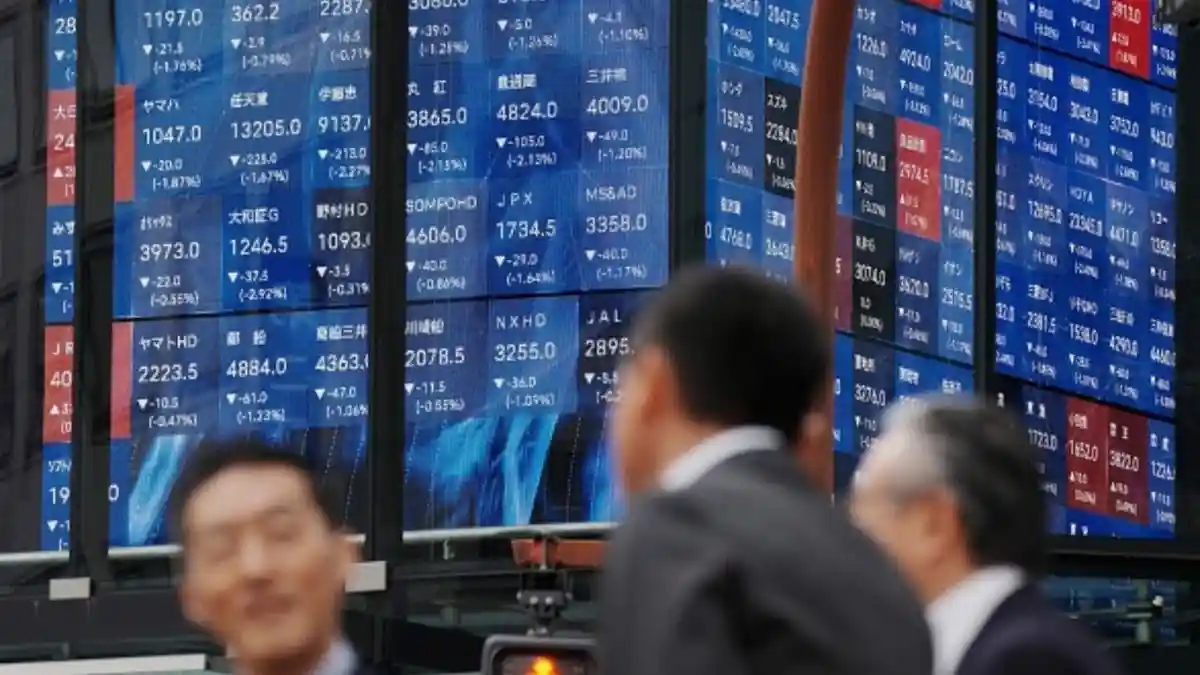 Asian stock market zoomed over 5 per cent and oil prices plunged 14 per cent on Wednesday, followed by the announcement of a 15-day ceasefire between Iran and