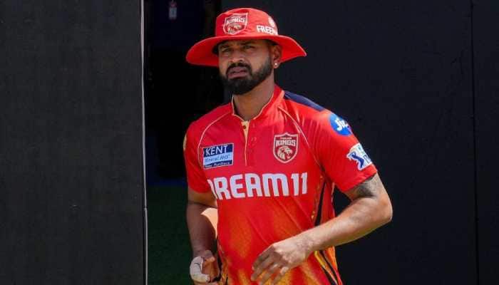 At 30, Shreyas Iyer has been in outstanding form throughout 2025. India's squad announcement for the Asia Cup 2025, set to begin on September 9, has triggered intense reactions among cricket analysts and fans, especially over the surprising omission of Shreyas Iyer from the 15-member squad. The decision has left many puzzled, including former Punjab Kings assistant coach Brad Haddin, who has worked closely with Iyer in the IPL.